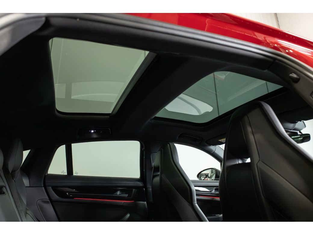 2025 Porsche Panamera