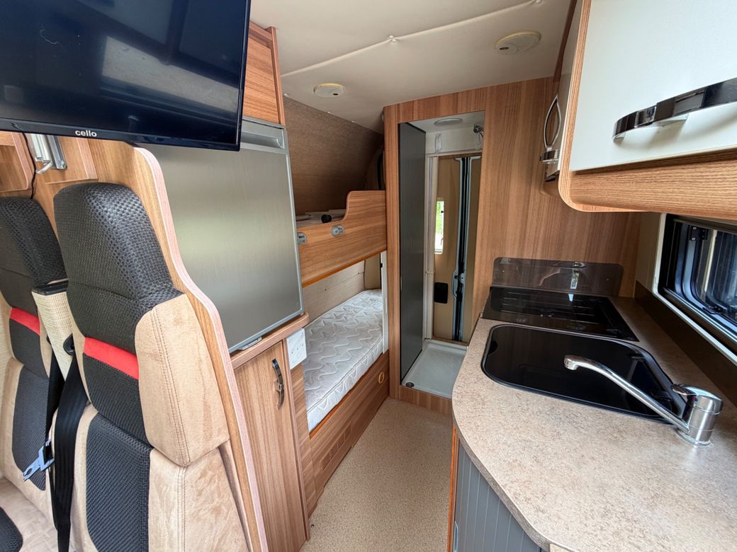 2013 SWIFT  AUTOCRUISE QUARTET R.H.D 4 BERTH 