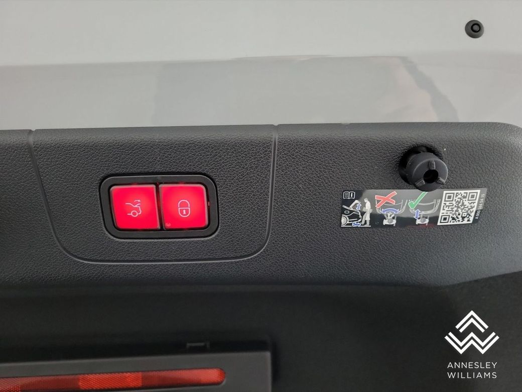 2025 Mercedes-Benz CLA Class