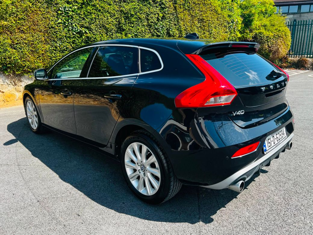 2015 Volvo V40
