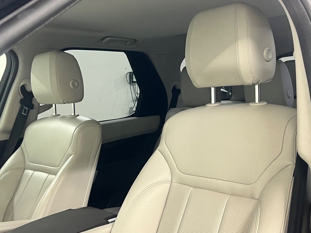 2017 Land Rover Discovery