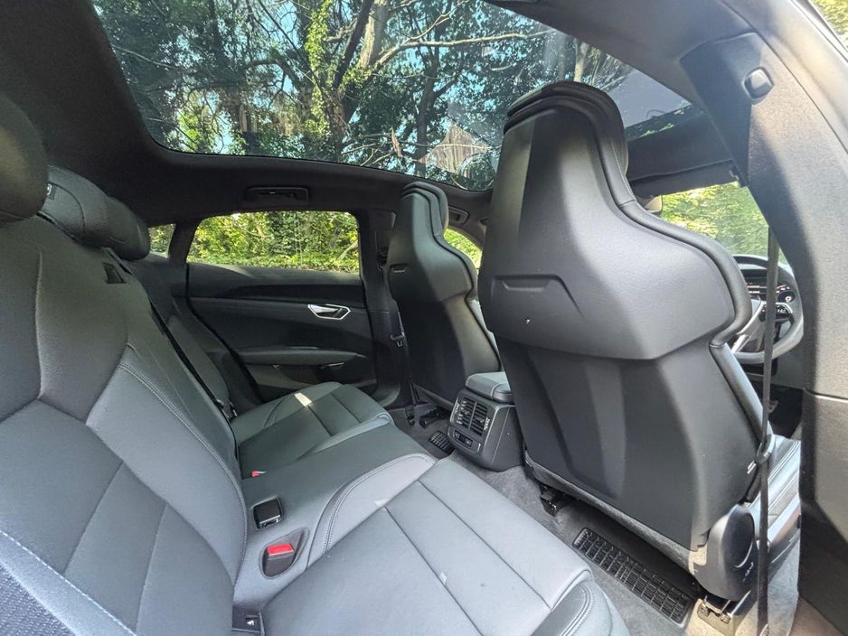 2022 Audi e-tron GT