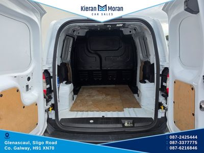 2022 Ford Transit Courier
