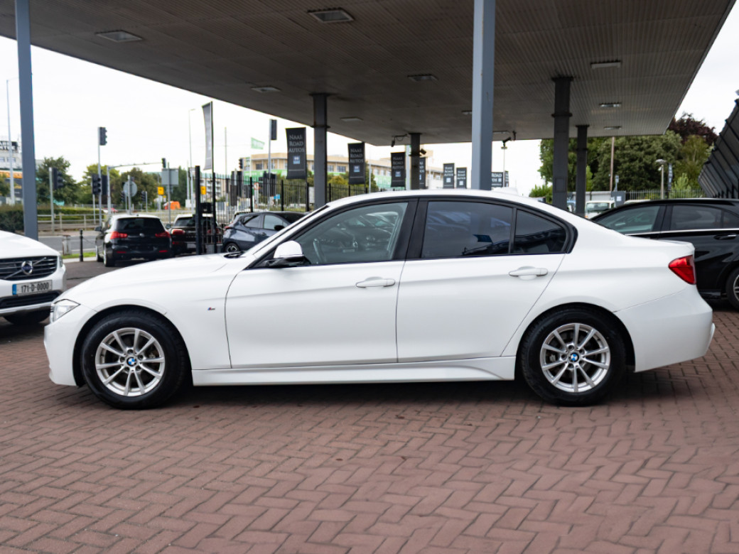 2015 BMW 320