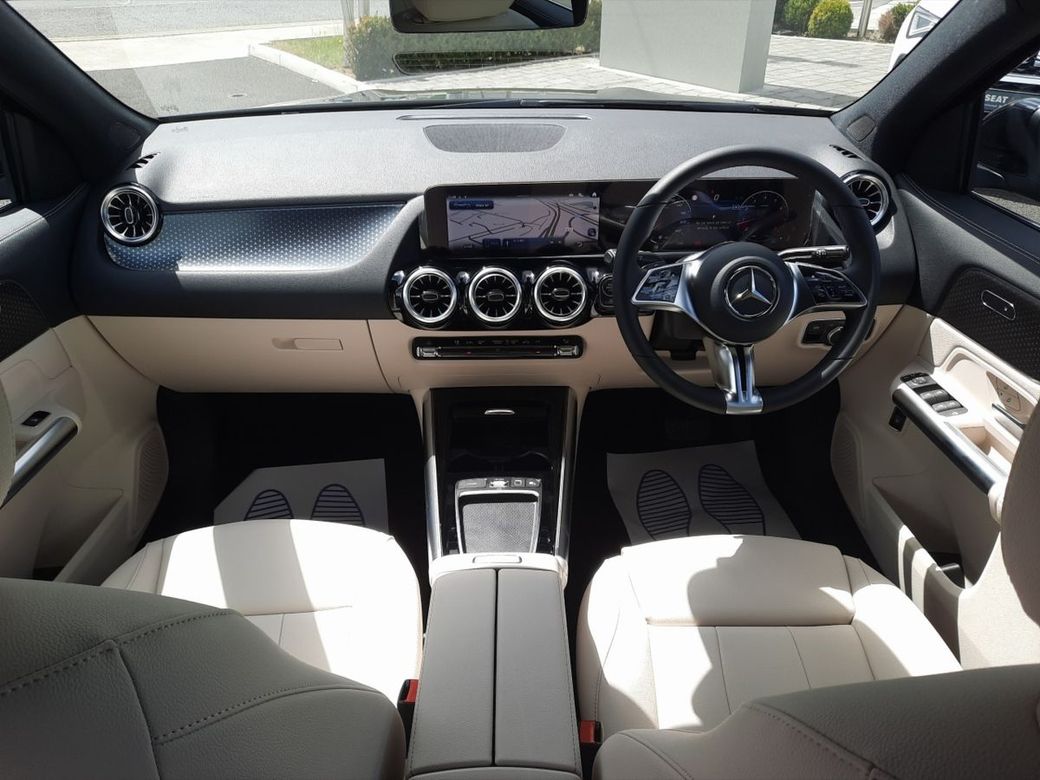 2025 Mercedes-Benz GLA Class