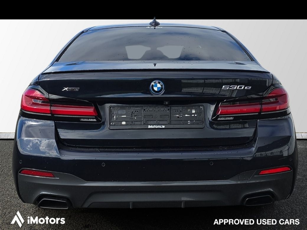 2023 BMW 530