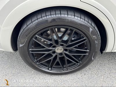 2025 Porsche Cayenne