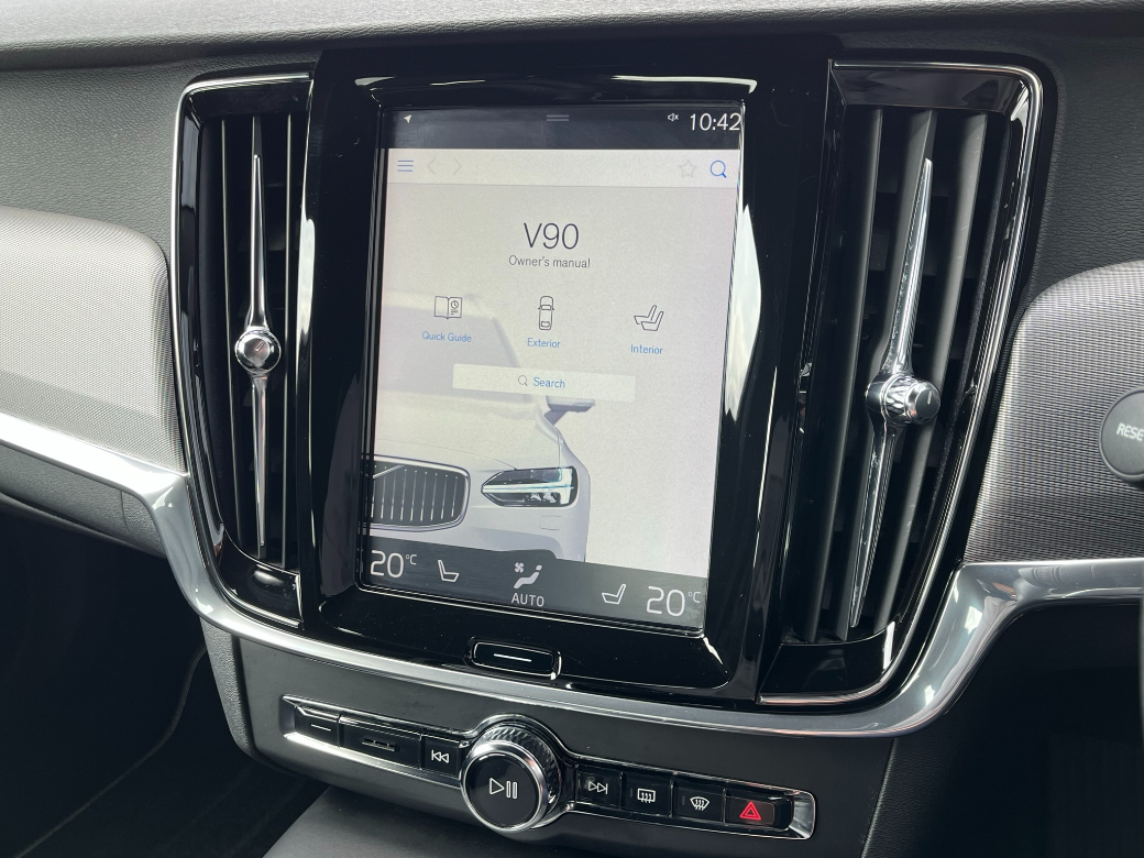 2018 Volvo V90