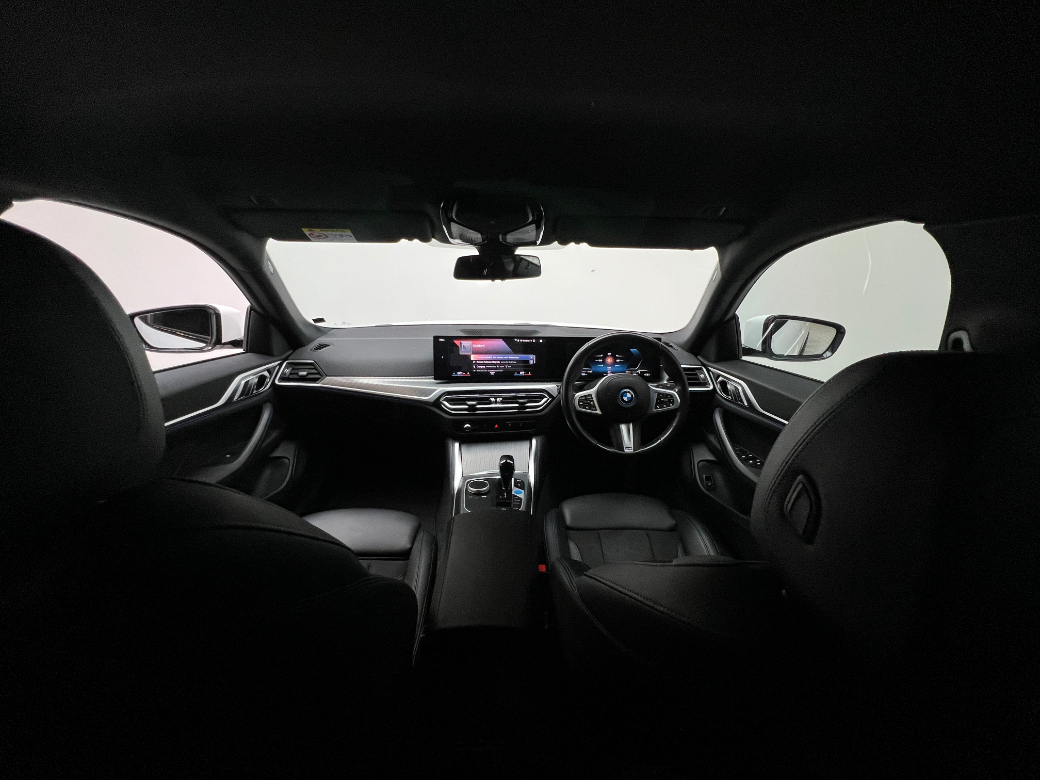 2022 BMW i4
