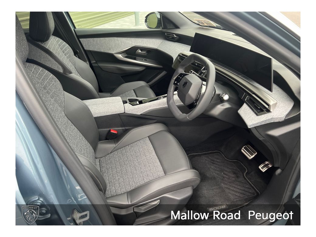 2025 Peugeot 5008