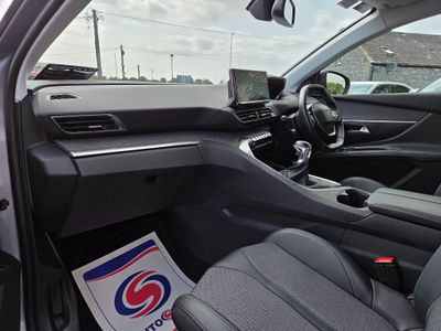 2022 Peugeot 5008