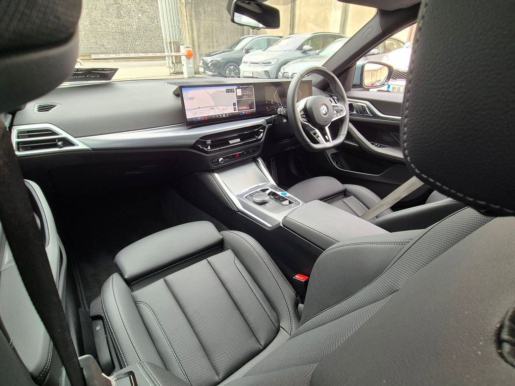2025 BMW i4