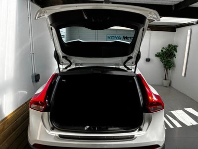 2016 Volvo V40
