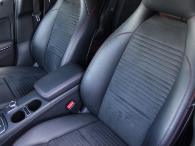 2016 Mercedes-Benz A 180