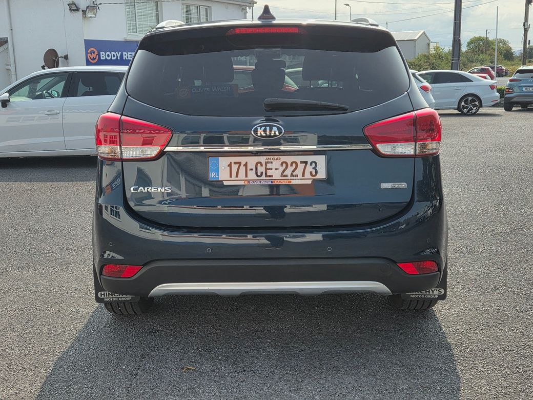 2017 Kia Carens