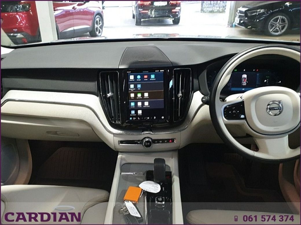 2025 Volvo XC60