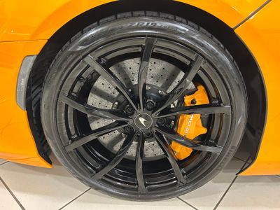 2023 McLaren Artura
