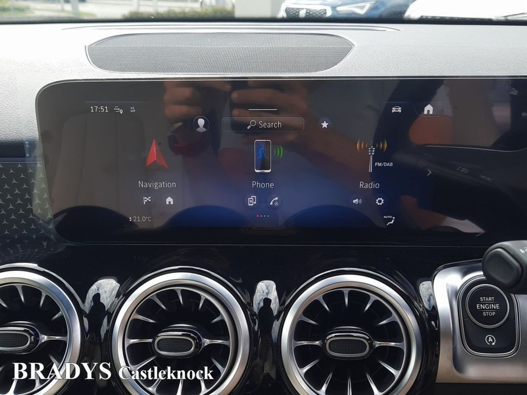 2025 Mercedes-Benz GLB Class