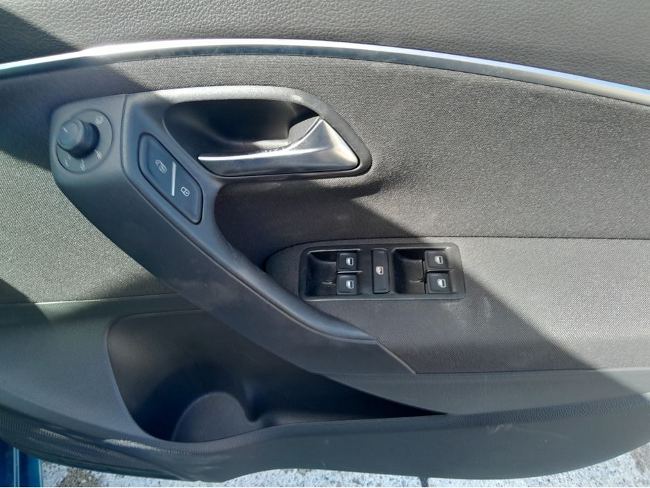 2017 Volkswagen Polo