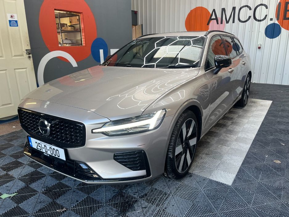 2025 Volvo V60