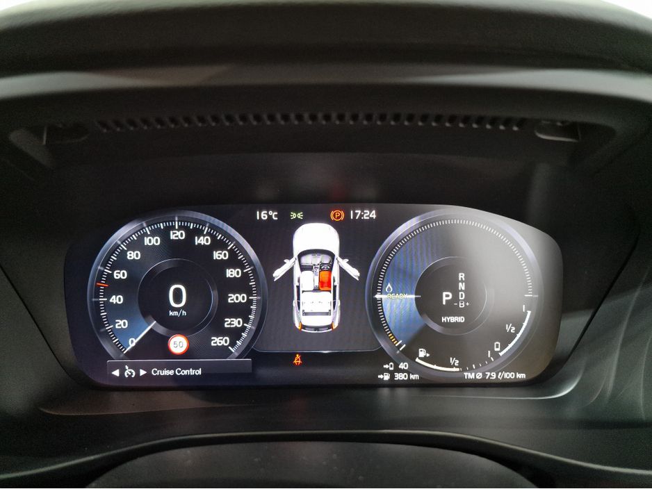 2023 Volvo XC40