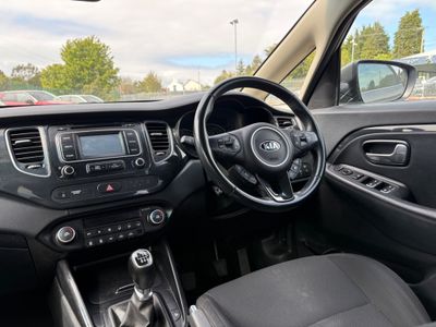 2016 Kia Carens