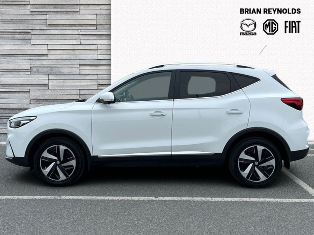2023 MG ZS