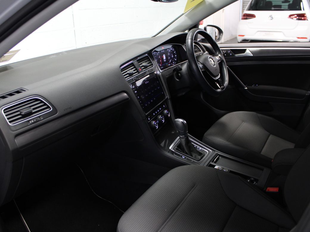 2019 Volkswagen Golf
