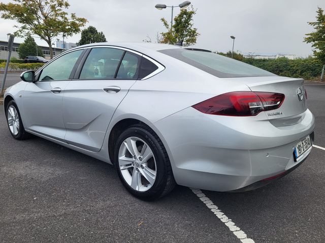 2019 Opel Insignia