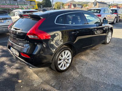 2015 Volvo V40