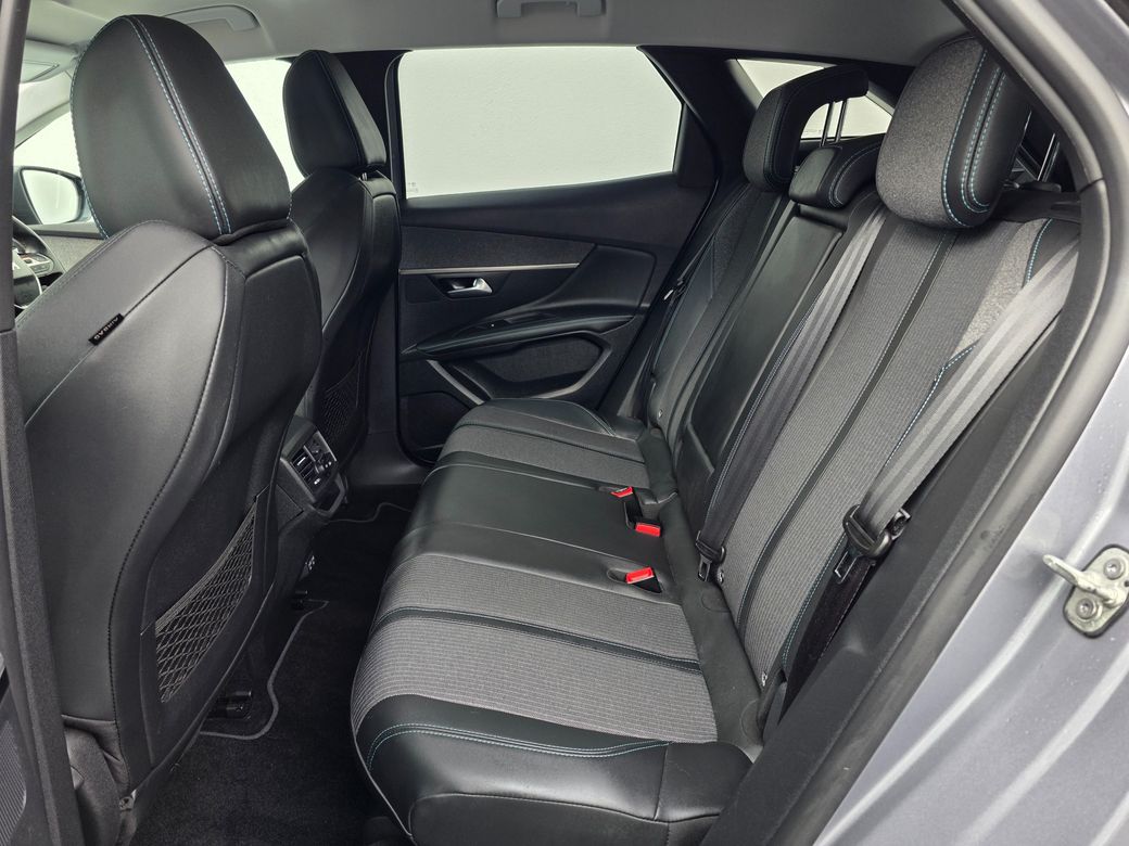 2021 Peugeot 3008