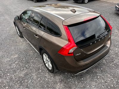 2016 Volvo V60 Cross Country