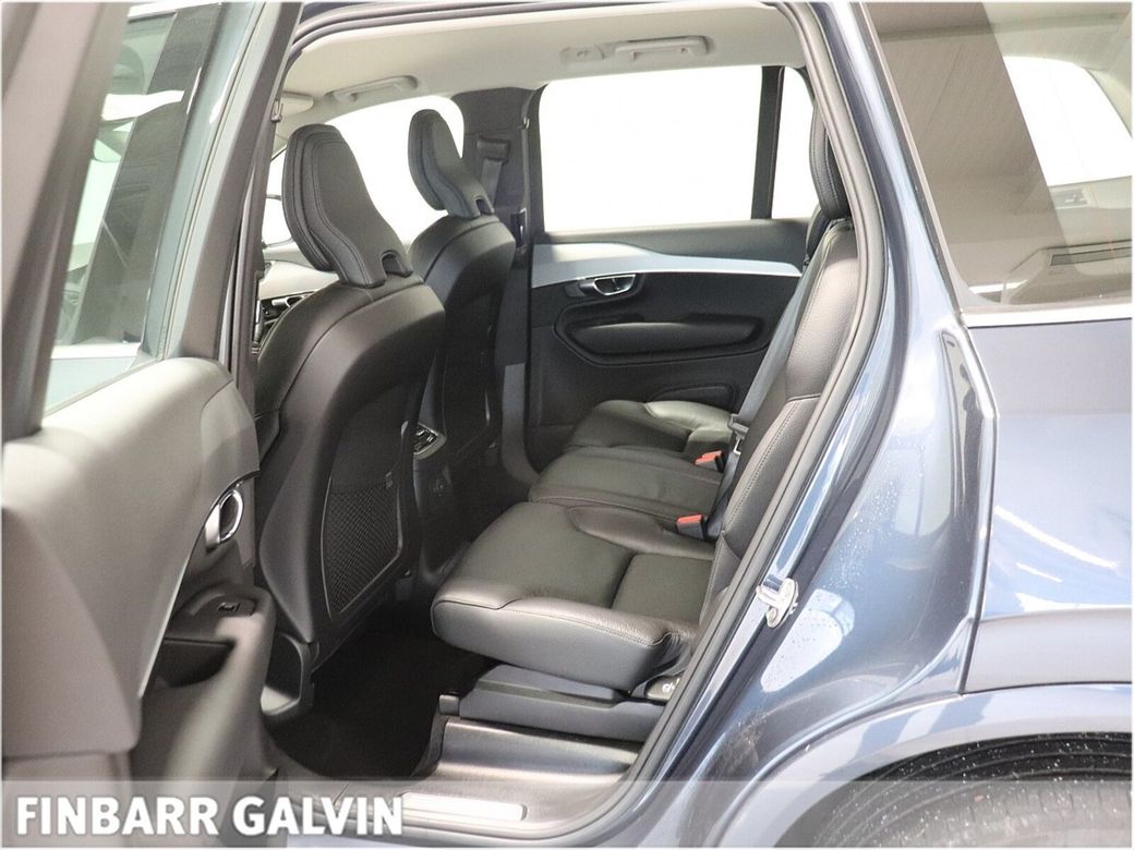 2022 Volvo XC90