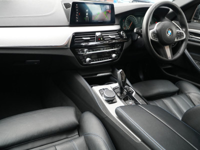 2018 BMW 520