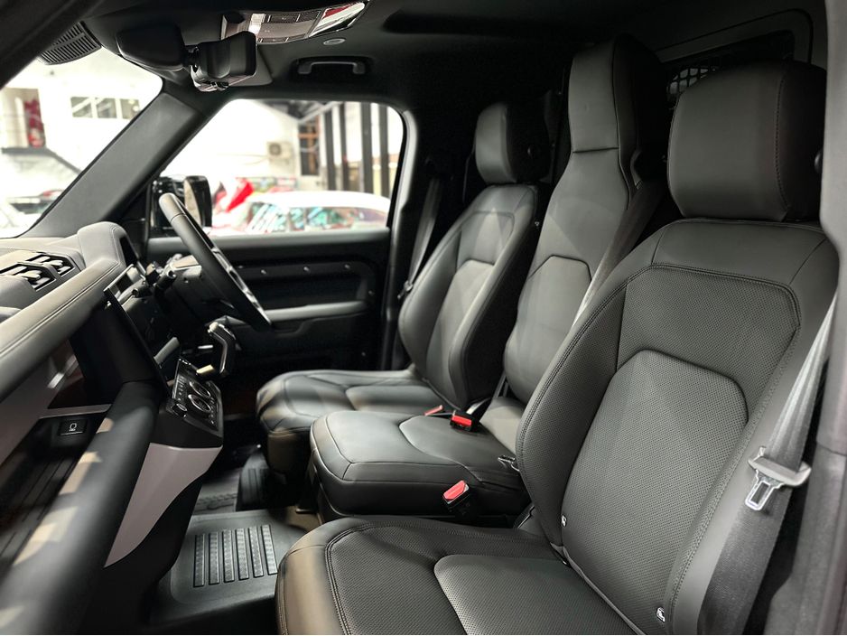2026 Land Rover Defender