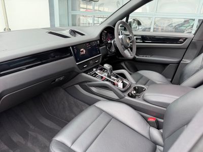 2023 Porsche Cayenne