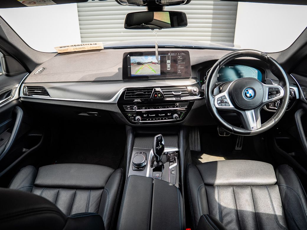 2022 BMW 5 Series