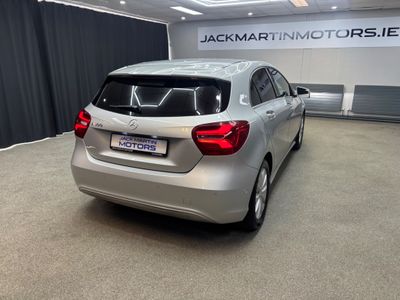 2016 Mercedes-Benz A 180
