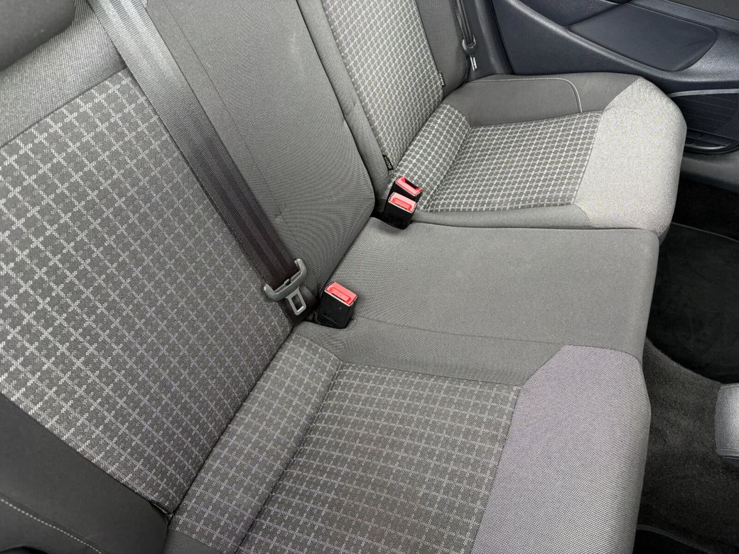 2015 Volkswagen Polo