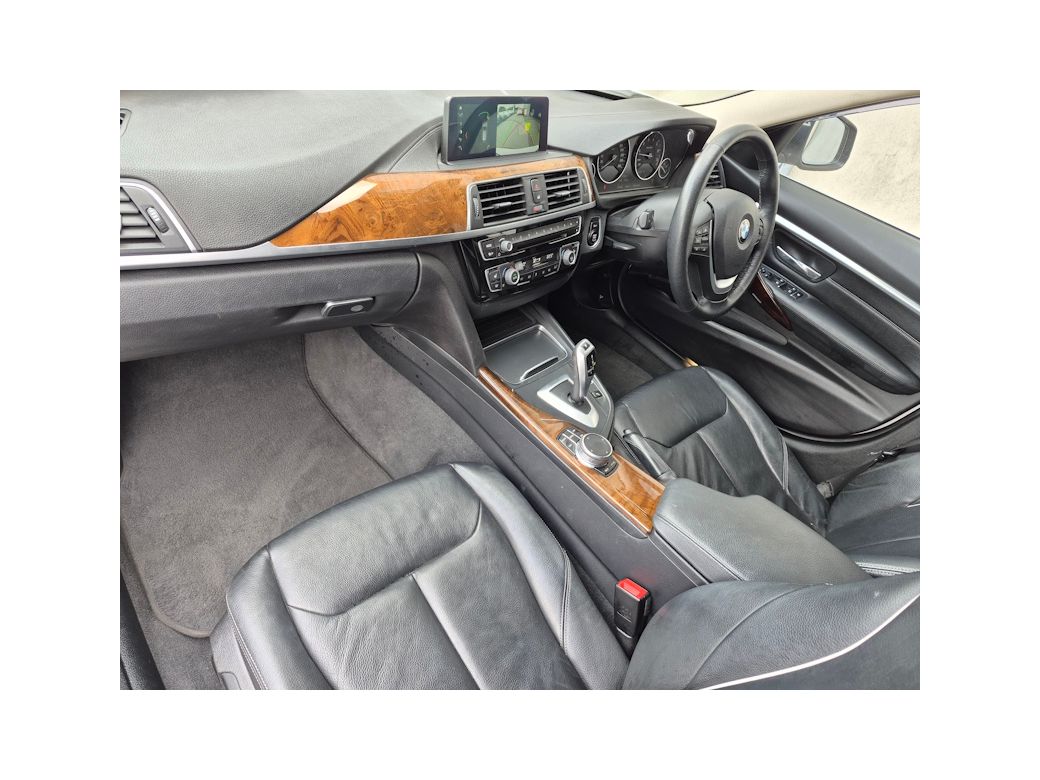 2018 BMW 320