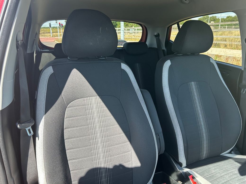 2022 Hyundai i10