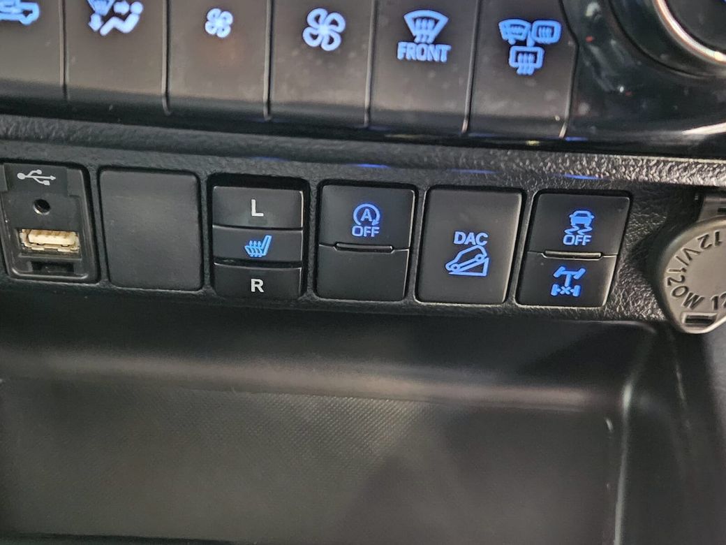 2023 Toyota Hilux