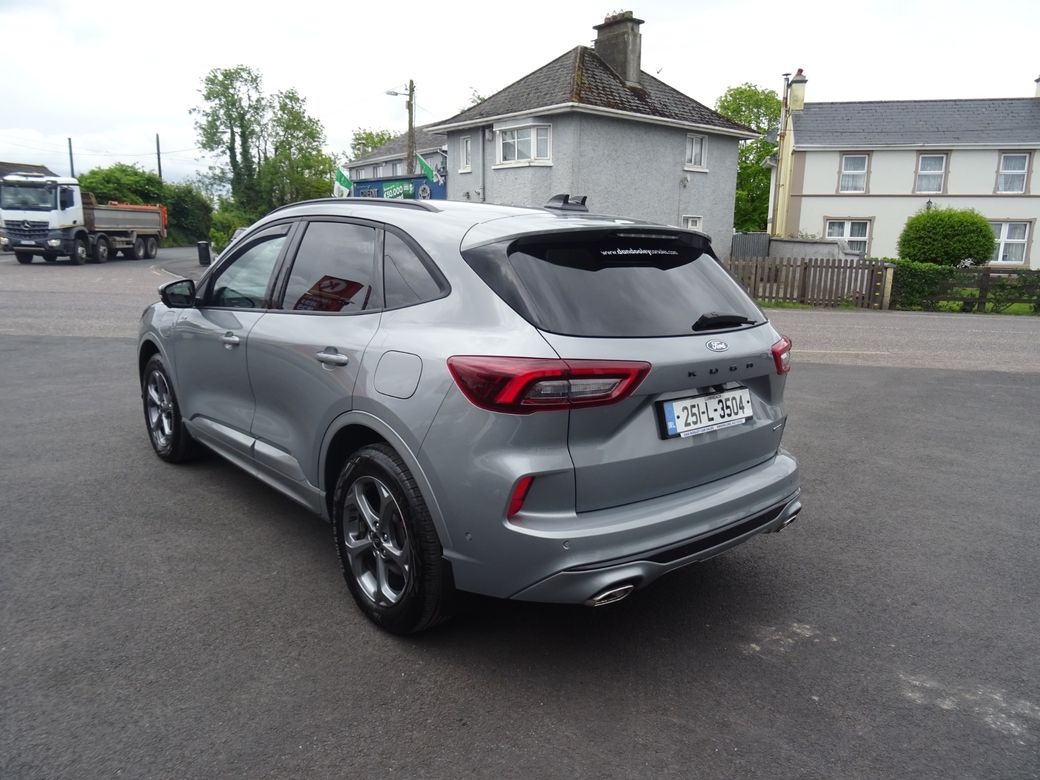 2025 Ford Kuga