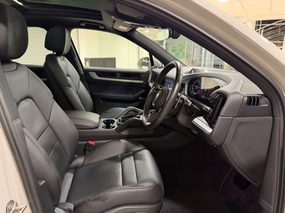 2025 Porsche Cayenne