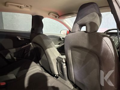 2018 Volvo V40