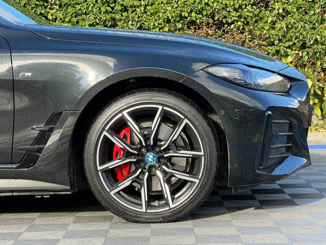 2023 BMW i4