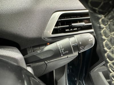 2022 Peugeot 5008