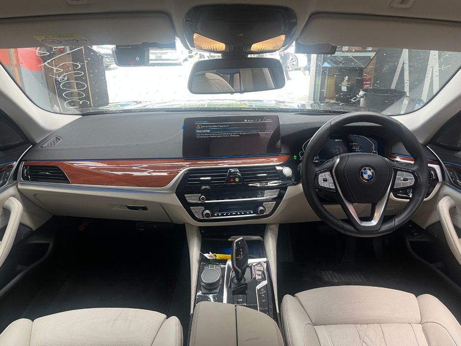 2021 BMW 5 Series