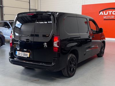 2020 Peugeot Partner