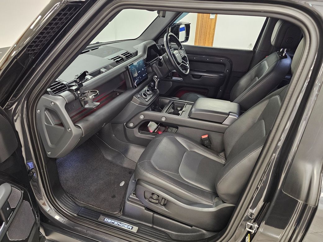 2023 Land Rover Defender